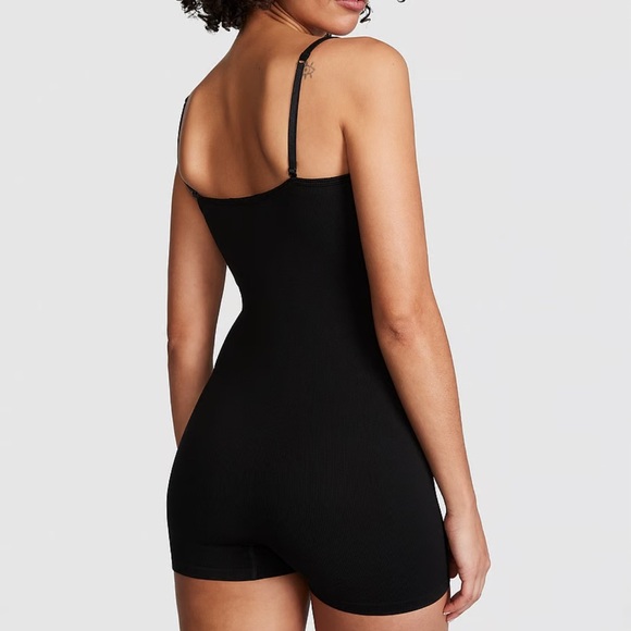 Victoria Secret Wink Seamless Rob Lace Trim Romper - Picture 2 of 8